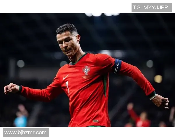 全球足球最帅球星C罗魅力四射 展现不凡风采与无限可能