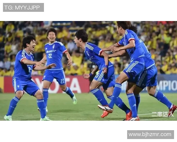 双子球星并肩作战绿茵赛场上演激情兄弟足球传奇